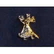 Diamant HW07972 broche van dansend paar close up